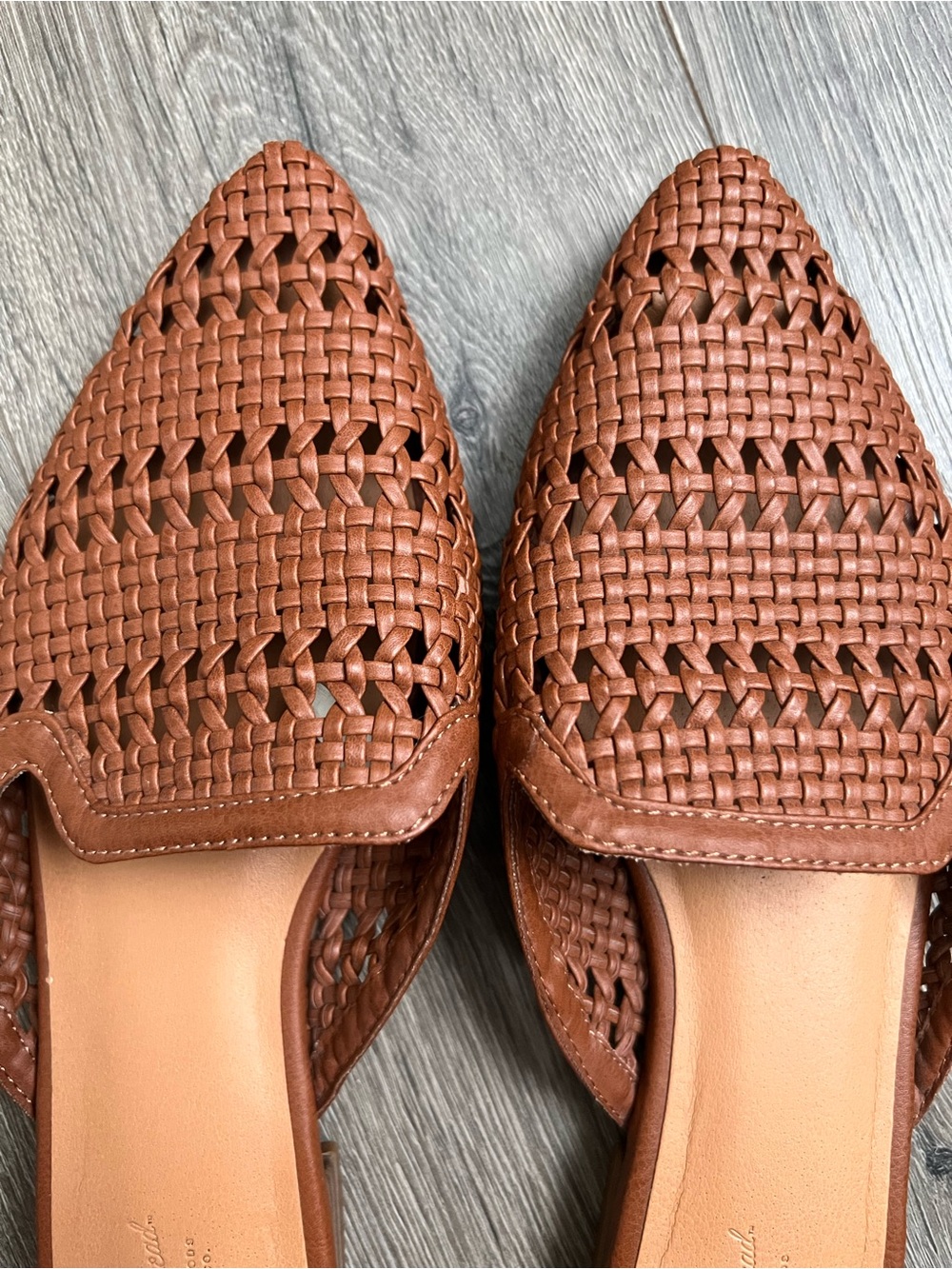 Universal Thread Woven Leather Pointed Toe Mules - Tan/Brown Size 6.5 - Picture 3 of 6
